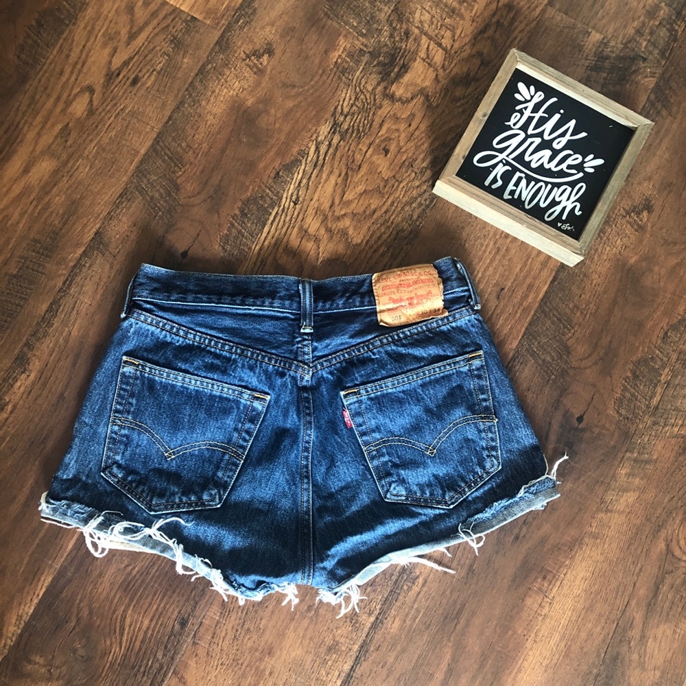 Dark Levis cut off shorts
